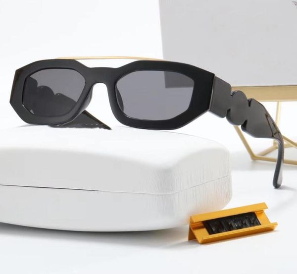 3031 r sunglasses classic eyeglasses goggle outdoor beach sun glasses for man woman triangular signature with box1688024, White;black
3031 r sunglasses classic eyeglasses goggle outdoor beach sun glasses for man woman triangular signature with box1688024, White;black