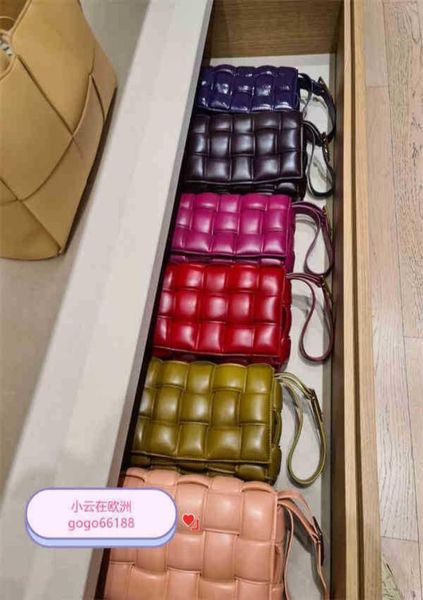 designer bag s handbag luxury women fashion shoulder crossbody bags versatile purses totes saddle venetta wallet xh3951855
designer bag s handbag luxury women fashion shoulder crossbody bags versatile purses totes saddle venetta wallet xh3951855