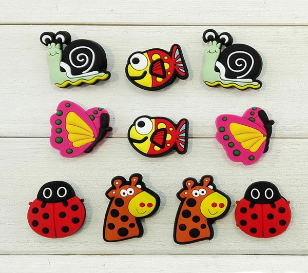 50pcs animals pvc shoe charms ornaments buckles fit for shoes bracelets charm decorationshoe accessories party gift 9578969, White;pink
50pcs animals pvc shoe charms ornaments buckles fit for shoes bracelets charm decorationshoe accessories party gift 9578969, White;pink