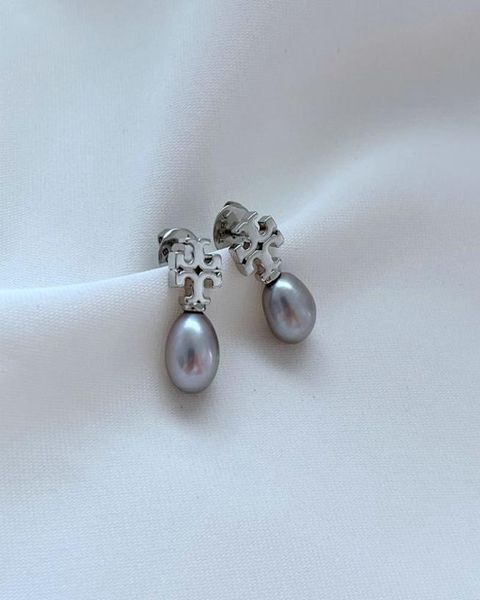 dangle chandelier stud 3colors super a quality real 18k gold plated elegant prearls earrings earring letter gift1847347, Silver
dangle chandelier stud 3colors super a quality real 18k gold plated elegant prearls earrings earring letter gift1847347, Silver