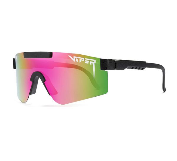 new brand mirrored green lens sunglasses polarized men sport goggle tr90 frame uv400 protection with case vip9977258, White;black
new brand mirrored green lens sunglasses polarized men sport goggle tr90 frame uv400 protection with case vip9977258, White;black