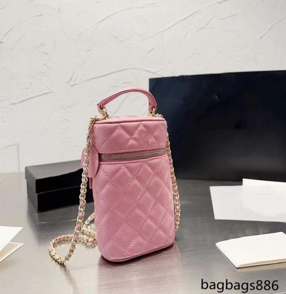 mini women purses bag designers phone holder calfskin leather handle bag with silver metal chain crossbody shoulder handbags walle4688033, Red;black
mini women purses bag designers phone holder calfskin leather handle bag with silver metal chain crossbody shoulder handbags walle4688033, Red;black