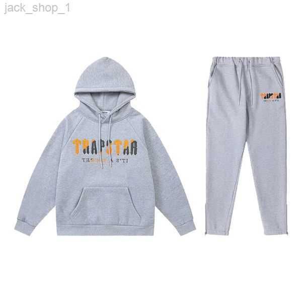 men's hoodie tracksuit designer embroidery letter luxury black grey rainbow color autumn winter sports fashion cotton cord short sleeve
men's hoodie tracksuit designer embroidery letter luxury black grey rainbow color autumn winter sports fashion cotton cord short sleeve