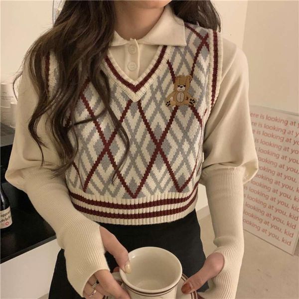 retro v neck knitted vest womens sweater korean short sleeveless, Black;white
retro v neck knitted vest womens sweater korean short sleeveless, Black;white