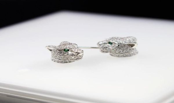 leopard head green eyes stud earring 925 sterling silver full zircon beads panther women animal bridal jewelry2555057, Golden;silver
leopard head green eyes stud earring 925 sterling silver full zircon beads panther women animal bridal jewelry2555057, Golden;silver