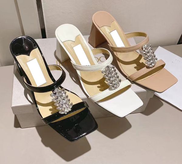 fashion women sandals thick heel rhinestone decorative lacquer leather versatile high heel leather luxury outdoor shoeseu35-41 box, Black
fashion women sandals thick heel rhinestone decorative lacquer leather versatile high heel leather luxury outdoor shoeseu35-41 box, Black