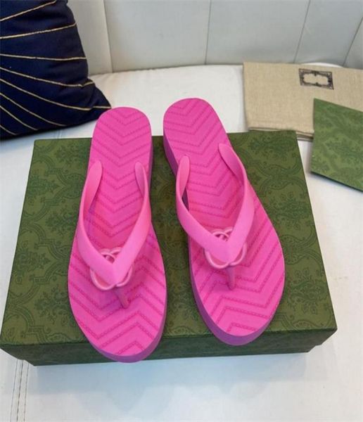2022 designer shoes runner flip flops slippers designer women beach indoor rubber sole classic stylish flipflops size 35424759606, Black
2022 designer shoes runner flip flops slippers designer women beach indoor rubber sole classic stylish flipflops size 35424759606, Black