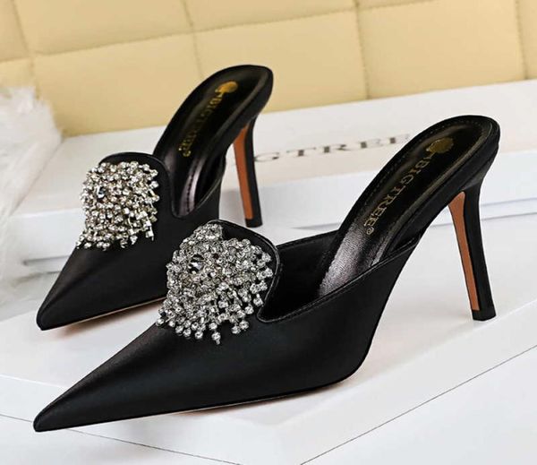 luxury women 105cm high heels slides mules designer lady gold silver heels closed toe crystal slippers outsides prom rb137 y09069576179, Black
luxury women 105cm high heels slides mules designer lady gold silver heels closed toe crystal slippers outsides prom rb137 y09069576179, Black