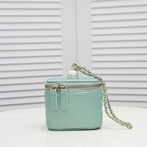 luxurys designer cosmetic bags wash bag fashion diamond lattice suture storage pouch handbags women beauty makeup case pochette zi2933
luxurys designer cosmetic bags wash bag fashion diamond lattice suture storage pouch handbags women beauty makeup case pochette zi2933