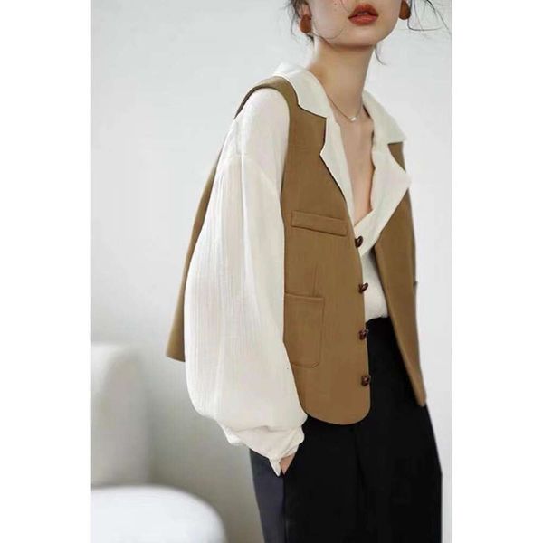 retro folded suit vest jacket female french british style v neck short, Black;white
retro folded suit vest jacket female french british style v neck short, Black;white