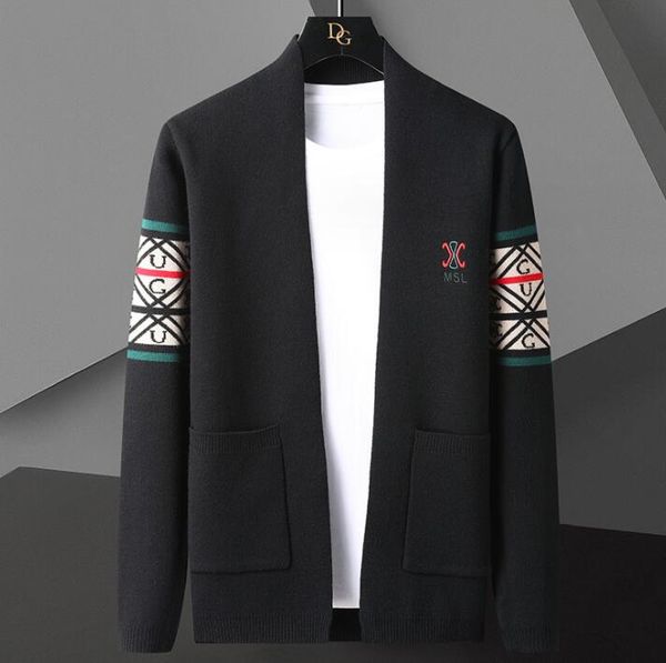 new cardigan mens designer sweaters retro classic luxury sweatshirt letter embroidery v neck comfortable high-quality jumper, White;black
new cardigan mens designer sweaters retro classic luxury sweatshirt letter embroidery v neck comfortable high-quality jumper, White;black