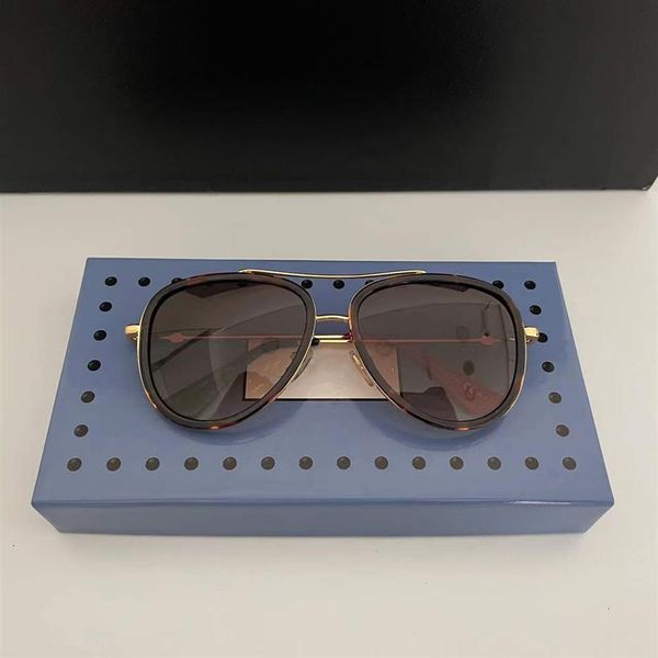 womens sunglasses for women 0062 men sun glasses fashion style protects eyes uv400 lens with case321f, White;black
womens sunglasses for women 0062 men sun glasses fashion style protects eyes uv400 lens with case321f, White;black