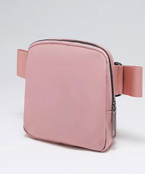 5 colors new belt bag official models ladies sports waist bag outdoor messenger chest 1l capacity with brand logo2237110
5 colors new belt bag official models ladies sports waist bag outdoor messenger chest 1l capacity with brand logo2237110