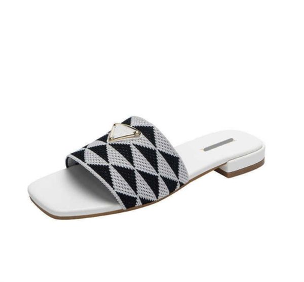 fashion sandals women flat sliders designer slippers women flip flops triangle symbole jacquard plaid slide womens slides beach shoes 36-42, Black
fashion sandals women flat sliders designer slippers women flip flops triangle symbole jacquard plaid slide womens slides beach shoes 36-42, Black