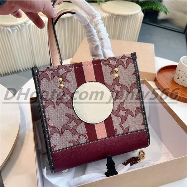 luxury women totes shoulder bags crossbody bag jacquard embroidery genuine leather purse fashion designer handbags shopping ba256i
luxury women totes shoulder bags crossbody bag jacquard embroidery genuine leather purse fashion designer handbags shopping ba256i