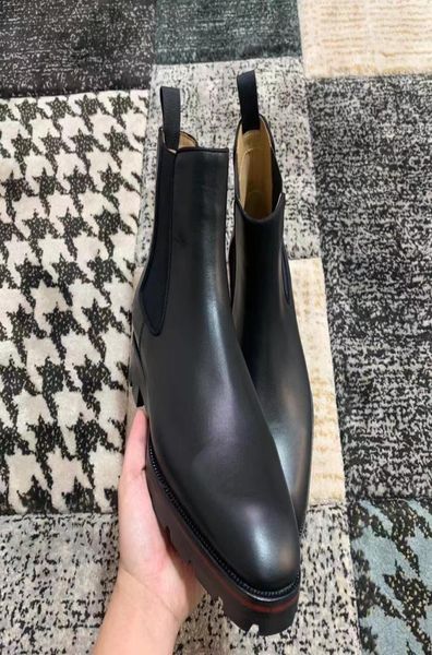 luxury designers men boots man ankle boot low heels genuine leather suede with rivets melon spikes flat short knight shoes4589368, Black
luxury designers men boots man ankle boot low heels genuine leather suede with rivets melon spikes flat short knight shoes4589368, Black
