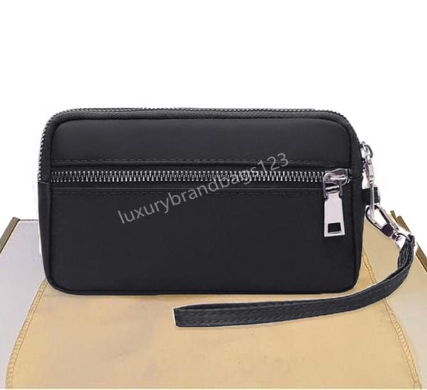 2019 new fashion men travel toilet pouch women cosmetic organizer make up bag famous classical toiletry bag with dust2515062
2019 new fashion men travel toilet pouch women cosmetic organizer make up bag famous classical toiletry bag with dust2515062