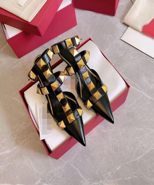 2021 v brand pointed shallow mouth back empty belt buckle 4cm 6cm middle heel thin heel rivet sandals women low heel shoes1232462, Black
2021 v brand pointed shallow mouth back empty belt buckle 4cm 6cm middle heel thin heel rivet sandals women low heel shoes1232462, Black