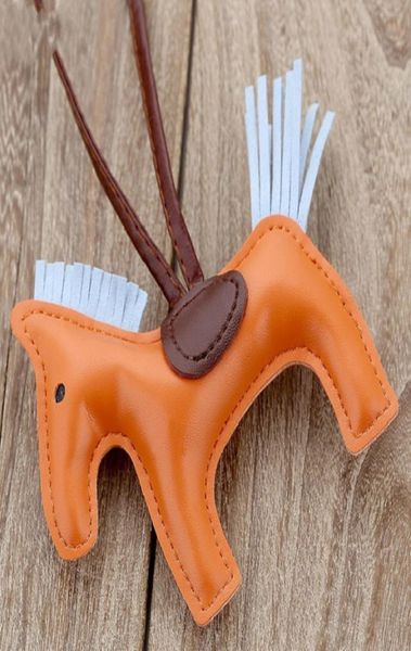 famous luxury handmade pu leather horse keychain animal key chain women bag charm pendant accessories fashion jewelry2404521, Silver
famous luxury handmade pu leather horse keychain animal key chain women bag charm pendant accessories fashion jewelry2404521, Silver
