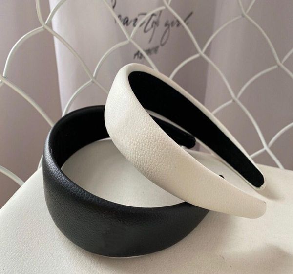 fashion hair accessories classic 2 color pu headband hairband for ladies collection design items party gift4878385, Silver
fashion hair accessories classic 2 color pu headband hairband for ladies collection design items party gift4878385, Silver