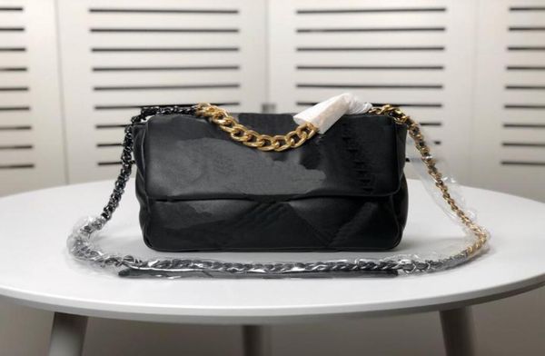 2022 luxury designer brand fashion shoulder bags handbags ladies chain wallets mobile phone bags wallets temperament 8438852, Red;black
2022 luxury designer brand fashion shoulder bags handbags ladies chain wallets mobile phone bags wallets temperament 8438852, Red;black