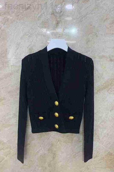 womens luxury knits & tees designer contrast v-neck knitted shirt for women in the summer of temperament celebrities loose and slim long sle, White
womens luxury knits & tees designer contrast v-neck knitted shirt for women in the summer of temperament celebrities loose and slim long sle, White