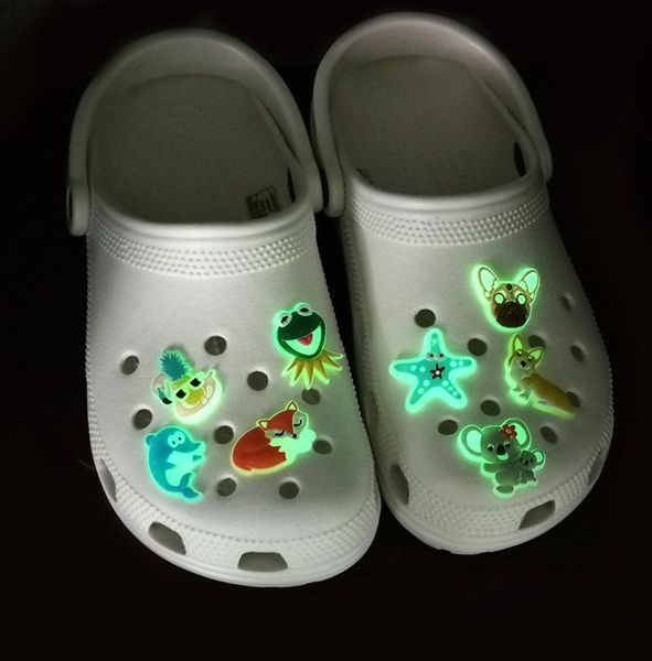 luminous 20pcs glow shoe charms buckles cute animals charm decorationshoe accessories glowing up in the dark 1087227, White;pink
luminous 20pcs glow shoe charms buckles cute animals charm decorationshoe accessories glowing up in the dark 1087227, White;pink
