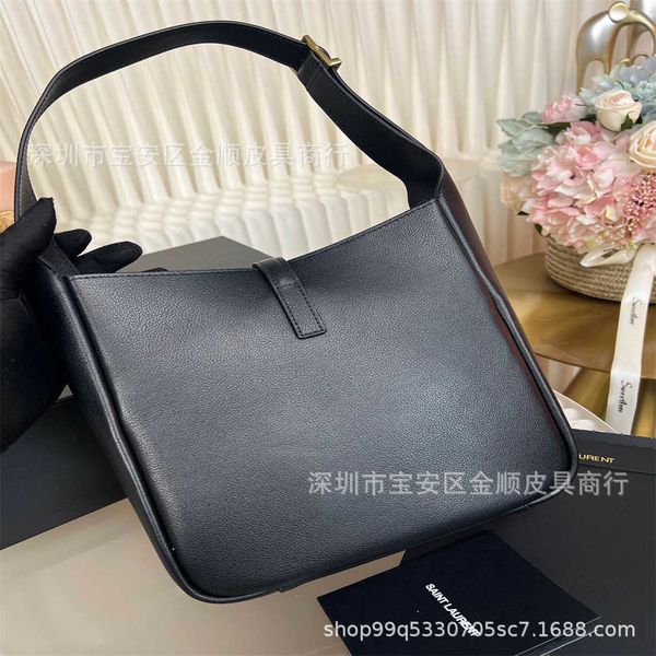 designer evening bags online shop 2023 cowhide luxury women's bag factory underarm water bucket large capacity shoulder tote with real
designer evening bags online shop 2023 cowhide luxury women's bag factory underarm water bucket large capacity shoulder tote with real