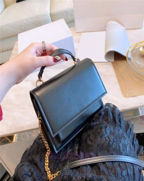 mini chain leather strap totes fashion women handbag cross wallets body famous designers hasp plain alligator flap lady bags femal5656695, Red;black
mini chain leather strap totes fashion women handbag cross wallets body famous designers hasp plain alligator flap lady bags femal5656695, Red;black