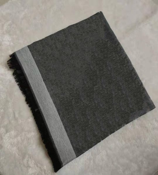 2020 classic fashion scarf for women wool cashmere scarf shawl 18 color ladies scarves size 140x140cm no box4821296, Blue;gray
2020 classic fashion scarf for women wool cashmere scarf shawl 18 color ladies scarves size 140x140cm no box4821296, Blue;gray