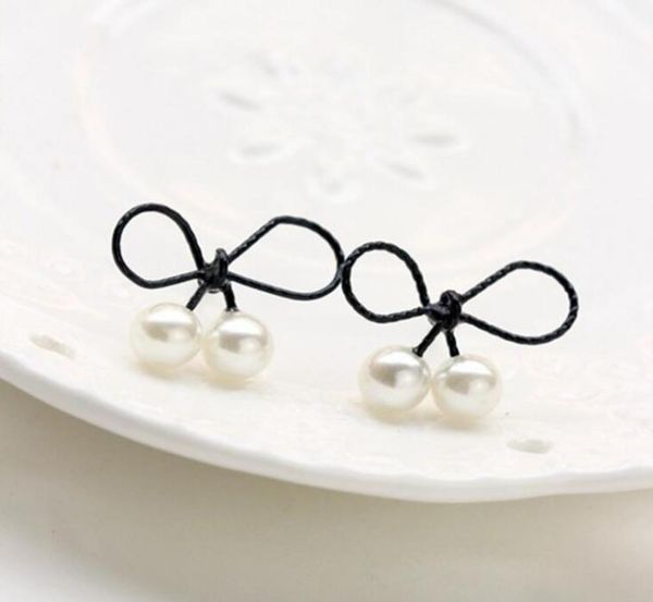 fashion jewelry bowknot pearl earring stud sweet pearl studs women girls earring for party ear accessories3157291, Golden;silver
fashion jewelry bowknot pearl earring stud sweet pearl studs women girls earring for party ear accessories3157291, Golden;silver