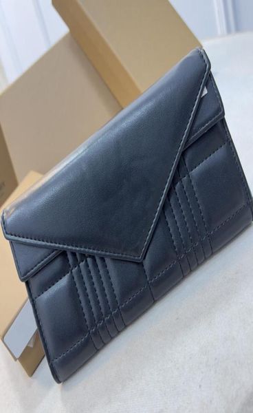 luxury designer sheepskin clutch wallets for men women business zipper hasp leather credit bank card holder bag long large cap1563323, Red;black
luxury designer sheepskin clutch wallets for men women business zipper hasp leather credit bank card holder bag long large cap1563323, Red;black