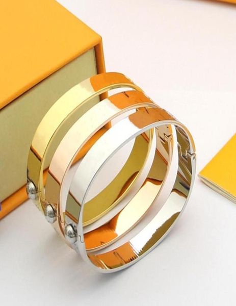 europe america fashion style bracelets lady women titanium steel engraved initials flower single rivet nanogram cuff bangle bracel5399698, Golden;silver
europe america fashion style bracelets lady women titanium steel engraved initials flower single rivet nanogram cuff bangle bracel5399698, Golden;silver