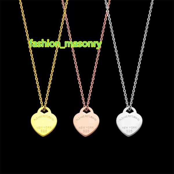 202318k new pendant necklace fashion charm men's and women's fourleaf heart necklace stainless steel designer necklace, Silver
202318k new pendant necklace fashion charm men's and women's fourleaf heart necklace stainless steel designer necklace, Silver