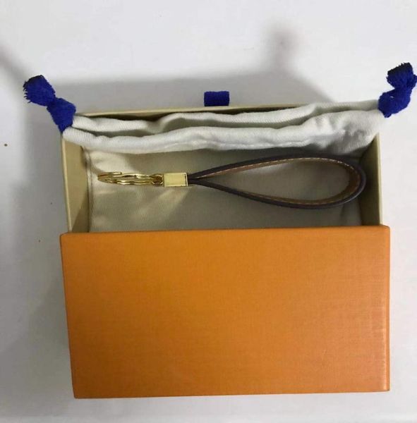 2020 fashion brand designer key chain gift men039s and women039s souvenir car bag accessory box884963854, Silver
2020 fashion brand designer key chain gift men039s and women039s souvenir car bag accessory box884963854, Silver