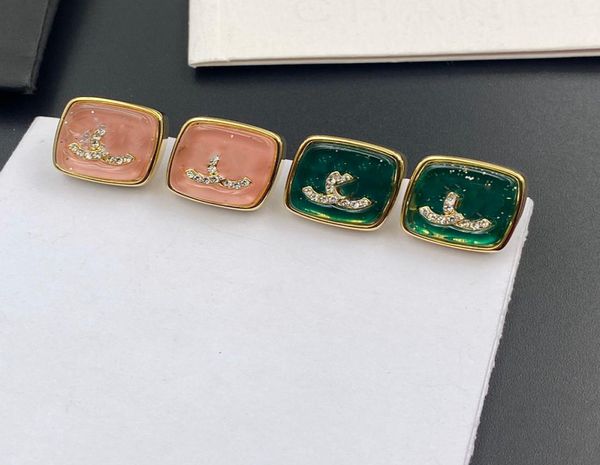2color fashion designer earrings for women stud earrings pearl jewelry letters hoop earring diomond wedding ear studs charm7277784, Golden;silver
2color fashion designer earrings for women stud earrings pearl jewelry letters hoop earring diomond wedding ear studs charm7277784, Golden;silver