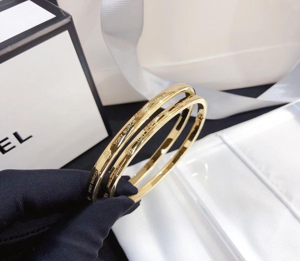 18k gold plated designer brand bracelets women bangle designer letter jewelry stainless steel wristband cuff wedding lovers gift b4482412, Black
18k gold plated designer brand bracelets women bangle designer letter jewelry stainless steel wristband cuff wedding lovers gift b4482412, Black