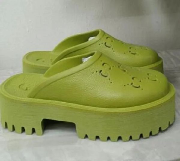 02 2025 fashion perforated designer sandals luxury platform slide hollow pattern slippers transparent materials sandal rubber flat ezutuc, Black
02 2025 fashion perforated designer sandals luxury platform slide hollow pattern slippers transparent materials sandal rubber flat ezutuc, Black