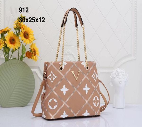 7a quality luxury designer handbags women shoulder bag wallets real leather holders metal chain cross body moneybag lady casual ba1726125
7a quality luxury designer handbags women shoulder bag wallets real leather holders metal chain cross body moneybag lady casual ba1726125