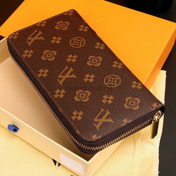 totes single zipper wallet the most stylish way to carry around money cards and coins men leather purse card holder long business women wall
totes single zipper wallet the most stylish way to carry around money cards and coins men leather purse card holder long business women wall