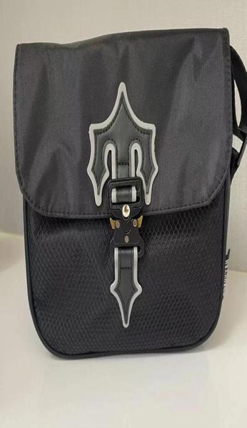 2023 irongate t crossbody bag uk london fashion handbag waterproof bags luxury designer bag fashion sports messenger bag 7492036
2023 irongate t crossbody bag uk london fashion handbag waterproof bags luxury designer bag fashion sports messenger bag 7492036