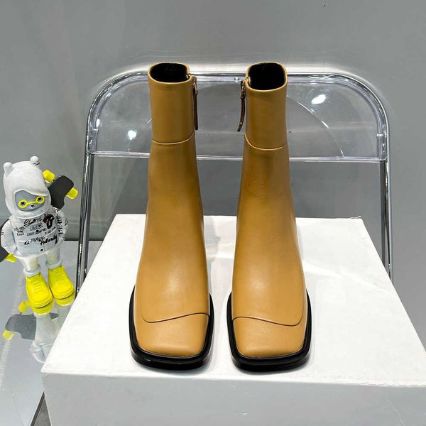 guangzhou xiaozhong high heel martin boots women's 2022 autumn/winter new square head side zipper slim leg thick heel short boots 23090, Black
guangzhou xiaozhong high heel martin boots women's 2022 autumn/winter new square head side zipper slim leg thick heel short boots 23090, Black