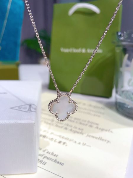 designer womens sliver designer necklace fashion flowers four-leaf clover cleef pendant necklace 18k gold necklaces jewelry, Silver
designer womens sliver designer necklace fashion flowers four-leaf clover cleef pendant necklace 18k gold necklaces jewelry, Silver