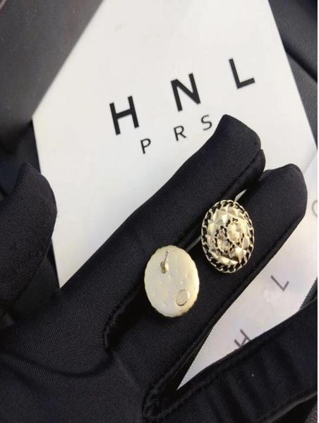 luxury design round black earrings charm women exquisite premium jewelry accessories selected family gift a4918701892, Golden;silver
luxury design round black earrings charm women exquisite premium jewelry accessories selected family gift a4918701892, Golden;silver