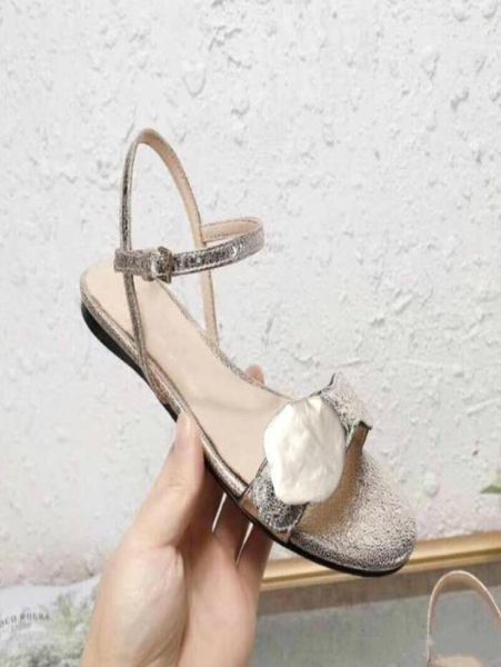 classic lady sandals 100 leather flat shoe bottom beach belt buckle metal women shoes black soft cowhide designer woman loafers l4620176
classic lady sandals 100 leather flat shoe bottom beach belt buckle metal women shoes black soft cowhide designer woman loafers l4620176