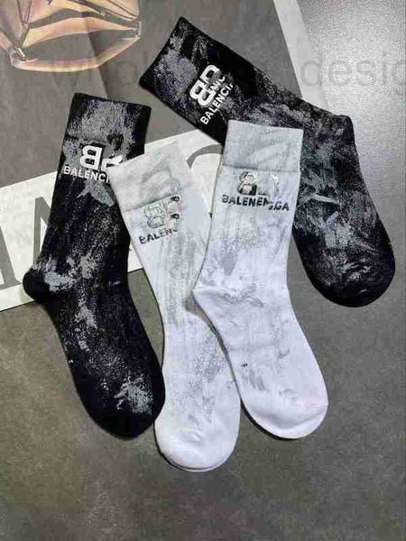 designer hosiery womens socks fashionable letter printing handmade metal paint medium tube sock cool and trendy 15sj, Black;white
designer hosiery womens socks fashionable letter printing handmade metal paint medium tube sock cool and trendy 15sj, Black;white