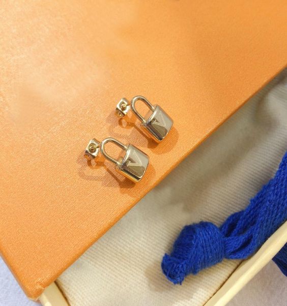 fashion charm earrings with lock women party wedding lovers gift luxury classic new design brand european and american minority de8968128, Golden
fashion charm earrings with lock women party wedding lovers gift luxury classic new design brand european and american minority de8968128, Golden