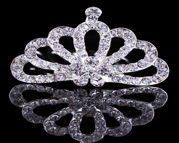 2021 shiny rhinestone hair clip small girls diadem crown tiara children head jewelry accessories for ornaments baby hairpin5736471, Golden;white
2021 shiny rhinestone hair clip small girls diadem crown tiara children head jewelry accessories for ornaments baby hairpin5736471, Golden;white