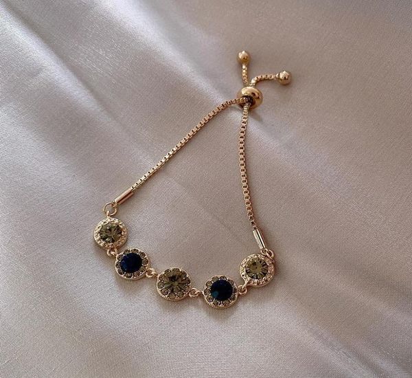 2021 new temperament korean female jewelry exquisite rhinestones round bracelet fashion sweet girl women039s accessories9511933, Black
2021 new temperament korean female jewelry exquisite rhinestones round bracelet fashion sweet girl women039s accessories9511933, Black