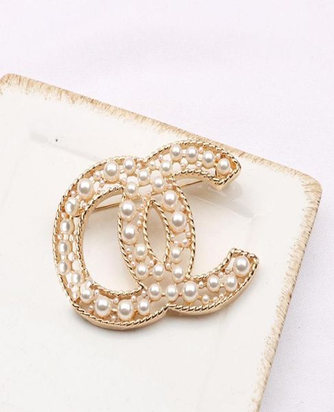 simple small sweet wind luxurys c desinger brooch women pearl rhinestone letters brooches suit pin fashion jewelry clothing decora5351263, Gray
simple small sweet wind luxurys c desinger brooch women pearl rhinestone letters brooches suit pin fashion jewelry clothing decora5351263, Gray